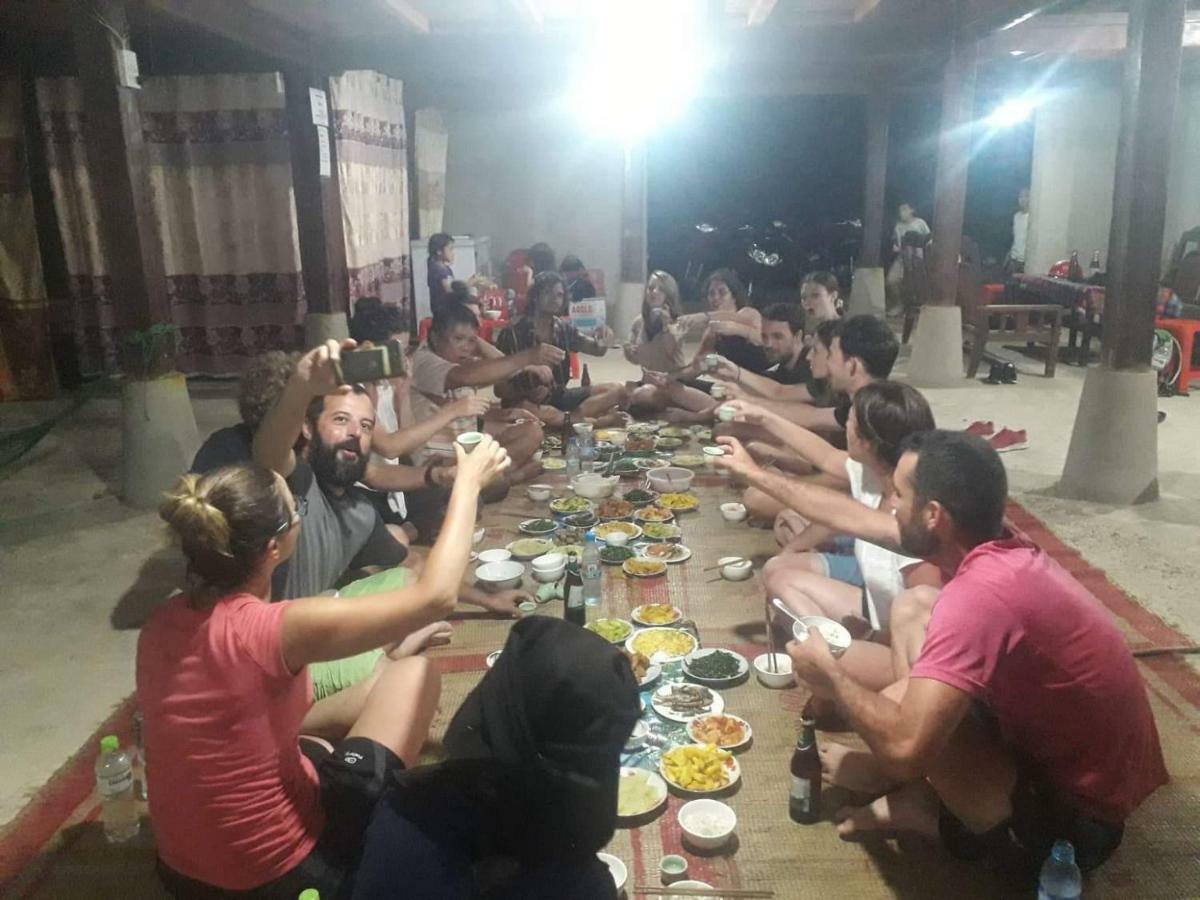 Du Gia Nalien View Homestay Lang Cac Luaran gambar
