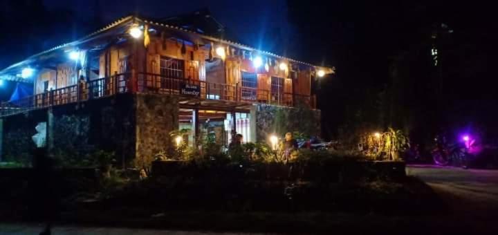 Du Gia Nalien View Homestay Lang Cac Luaran gambar
